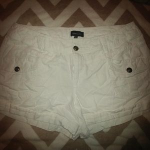 Linen White Shorts